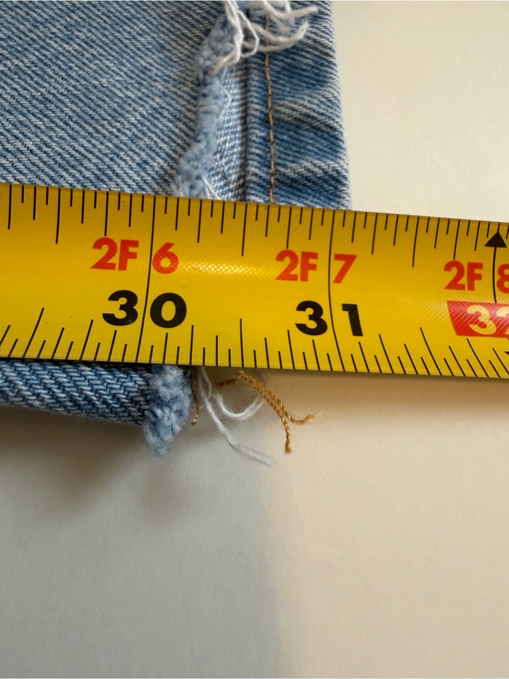Vintage Levi’s Premium 501 Buttonfly Light Wash Distressed Denim Size 30 - Picture 13 of 14